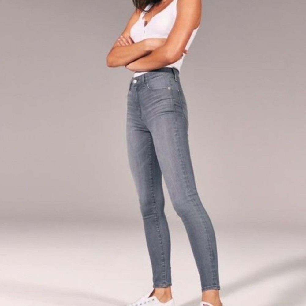 Abercrombie & Fitch High Rise Super Skinny Jeans